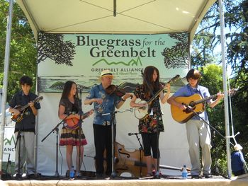 The band plays Bluegrass for the Greenbelt Festival, CA.
