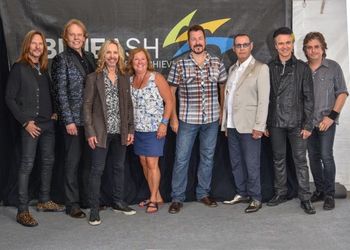 Dean Young with sister Maureen backstage with Styx - Tommy Shaw, James Young, Lawrence Gowan, Chuck Panozzo, Todd Sucherman, Ricky Phillips
