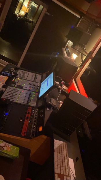 Marvelous Studio
