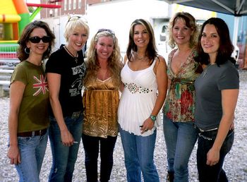 Hangin' with Cowboy Crush after the show in Aurora, IN @ the Farmer's Market Festival!
