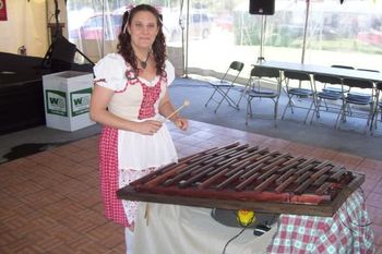 Ready to play Zirkus Renz on the Hölzernes G'lachter in Tomball spring 2009
