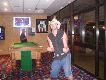 REMEMBER THIS GUY FROM AUSTRALIAN IDOL? This is Cowboy from Australian Idol three series ago. He loves music, and loves performing but really loved our show at the Tannum Sands Hotel.

