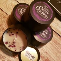 8 oz Cauldron Candle - Rose