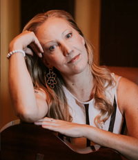 Heather Ré @ Longhorn Cellars
