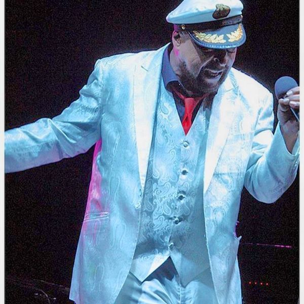 MARK ADAM WOOD JR−HAPPY HOLIDAY TO YOU LAKESIDE CAPTN MARK WOOD - Happy Holidays To You (MWood