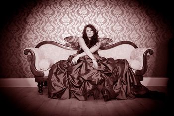 Becca - Decomposing In Paris - Image 4
