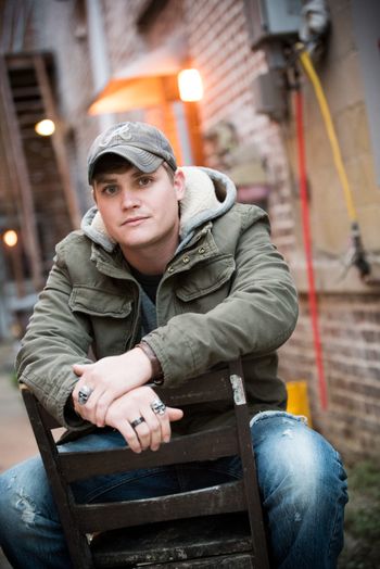 COUNTRY ARTIST JAKE THIBODEAUX
