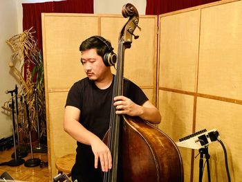 Yasushi Nakamura (bass)
