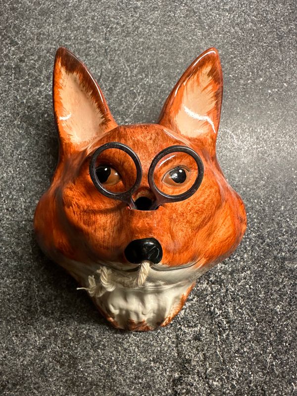 Vintage 40's Babbacombe Pottery Fox Head String Holder with Scissors. Made in England. 