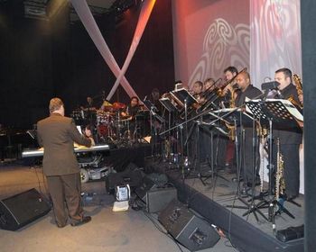 Luis Espindola Jazz Band
