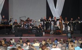 Luis Espindola Jazz Band
