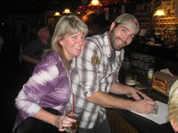 Shannon Hammer and Josh Thompson at Flanagan's in Blacklick, Ohio.
