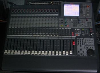 Ramsa/Panasonic DA-7 Digital Mixer
