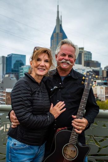 Judi and mark on the Nashville Pedestrian Bridge
