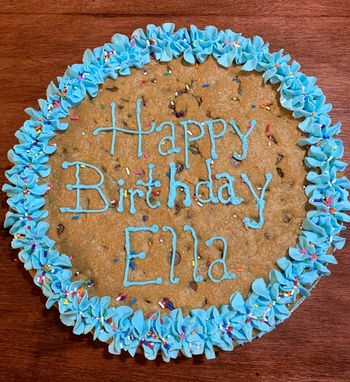 Cookie cake
