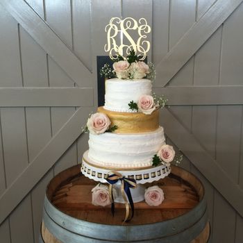 Schick wedding cake
