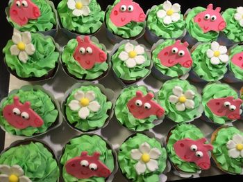 Peppa Pig Cupcakes
