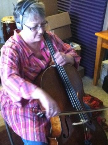 Carole Rabinowitz, cello
