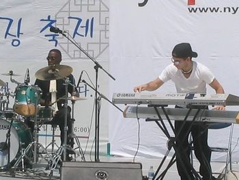 Playing with Victor Jones. Seoul, South Korea.
