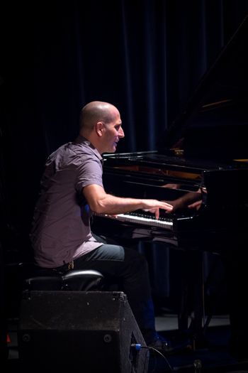 Solo piano @ Symphony Space (New York City)
