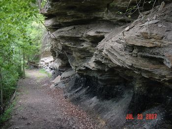 Rock overhangs were just great! Trails are really nice. Super ride.
