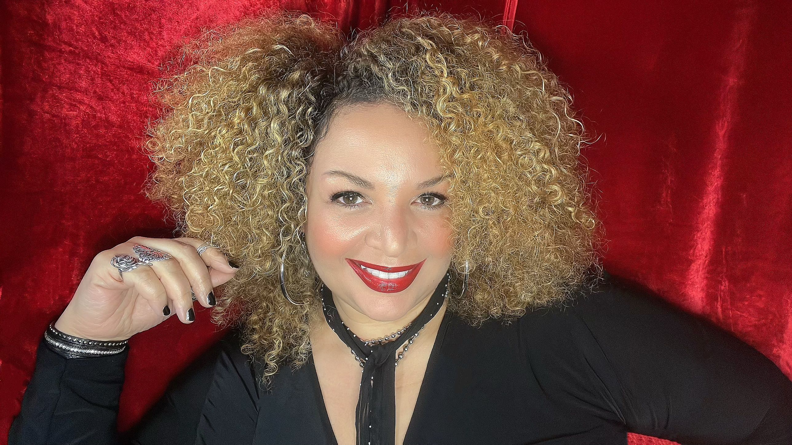 Davina robinson music