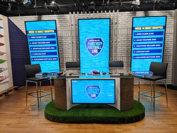 Yahoo! Fantasy Football Live! set
