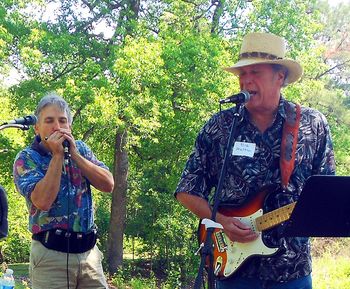 With Scottie Tuhotti at The Savannah Friends Of Music benefit in Statesboro, Ga 4-14-2012. Beautiful day, beautiful place, great food, and lots of great folks.
