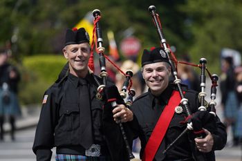 Lead Instructor Gordon and founder/ Pipe Major Greg
