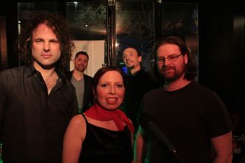 Kimberly and the Dreamtime play Nuit blanche à Montréal, March 2, 2019 Bistro de Paris. Photo credit: Alain Guillot
