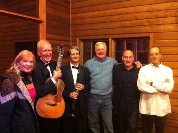 (l-r) Mary Hamilton, Frank Hamilton (The Weavers), Bill Rappaport, George Hergen, Scott, Bob Bakert. (Hungry Ear Coffee House at Unitarian Church on Mt. Vernon Hwy. Sandy Springs, 3/2/13)
