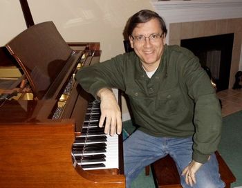 Carl Reppucci  is a professional Pianist with over twenty five years of performing throughout New England.  Carl strives to bring out the best in his students and is getting fantastic results. Carl is also a North Andover resident with strong family ties to the local community.
