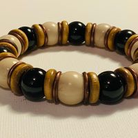 Black Onyx and Cream Bone Bead Bracelet