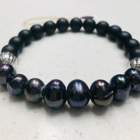 Peacock Pearl & Onyx Bracelet
