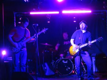 Live at The Tooth And Claw, Inverness. Photo by Amy Dee
