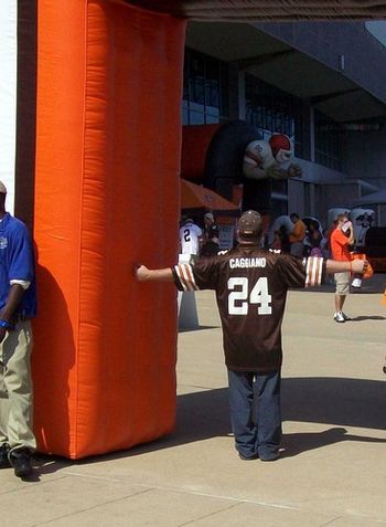 Finally..Football is back again! Browns Vs Vikings Game 1 2009 Season 9.13.2009
