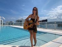 Leah Simmons at Lauderdale Yacht Club (Labor Day Weekend- must be a member or guest of LYC)