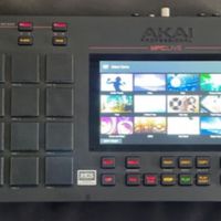  AKAI MPC Live