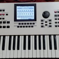 Yamaha XF6 Keyboard workstation-Used