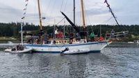 Outdoor 4th of July Flotilla Concert beneath Fireworks 