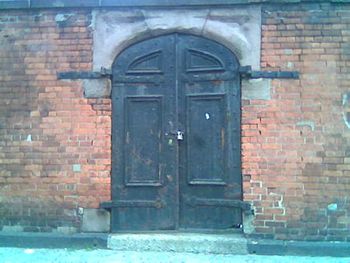 OLD DOOR @ PRINCE & MULBERRY ST.
