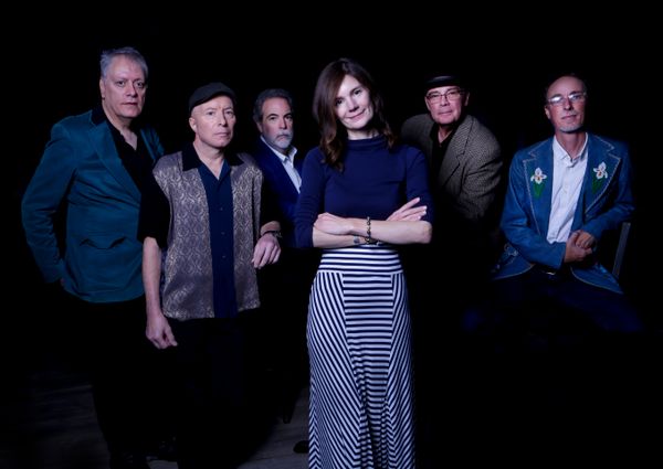 10,000 Maniacs 40th Anniversary 
L to R John Lombardo, Jerome Augustyniak, Dennis Drew III, Mary Ramsey, Steven Gustafson, Jeff Erickson.