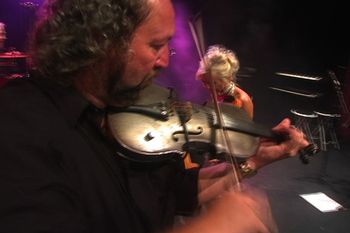 Smurf King - Fiddle. Connie Lee show "It's a Kinda Magic" LIVE.
