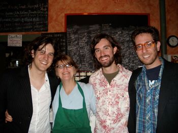 Hangin' with Lucy of Lucy's fame -- great Coffee & baked goods! Birmingham, AL 4/6/07
