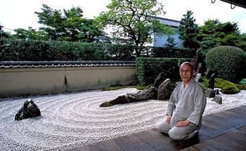 The Abbot of ZUIHO-IN, Masa's friend and teacher, sat with us and explained the aesthetics of his rock garden.
