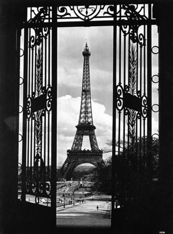 Tour Eiffel, Paris, FRANCE
