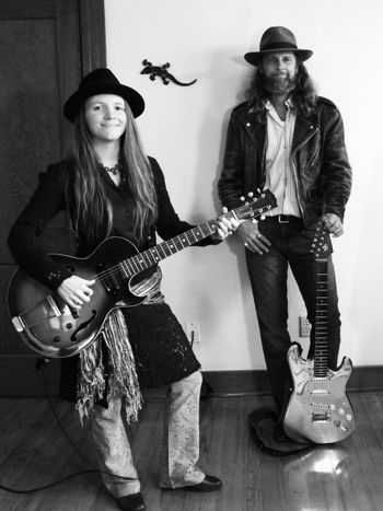 B/W roots duo - 2014
