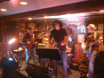 The Jersey Rollers Rockin at Shortways, Hawthorne, NJ September 18, 2010.
