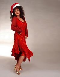 Maria Muldaur & Her Jazzabelle Quintet Present: Holidays At the Oasis