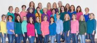 Harriet Reynolds performs with the Women of Heartsong Chorus
